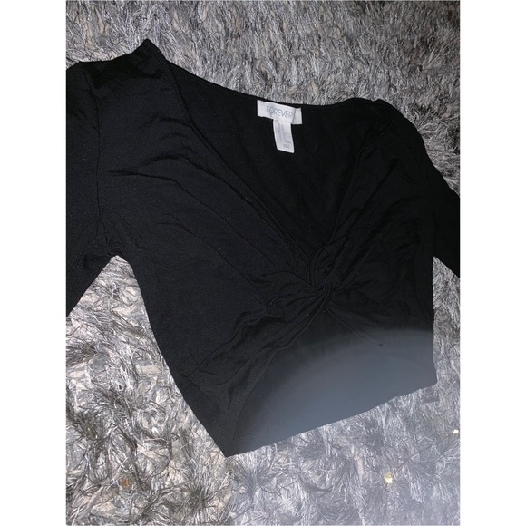 Black crop top - Picture 5 of 7